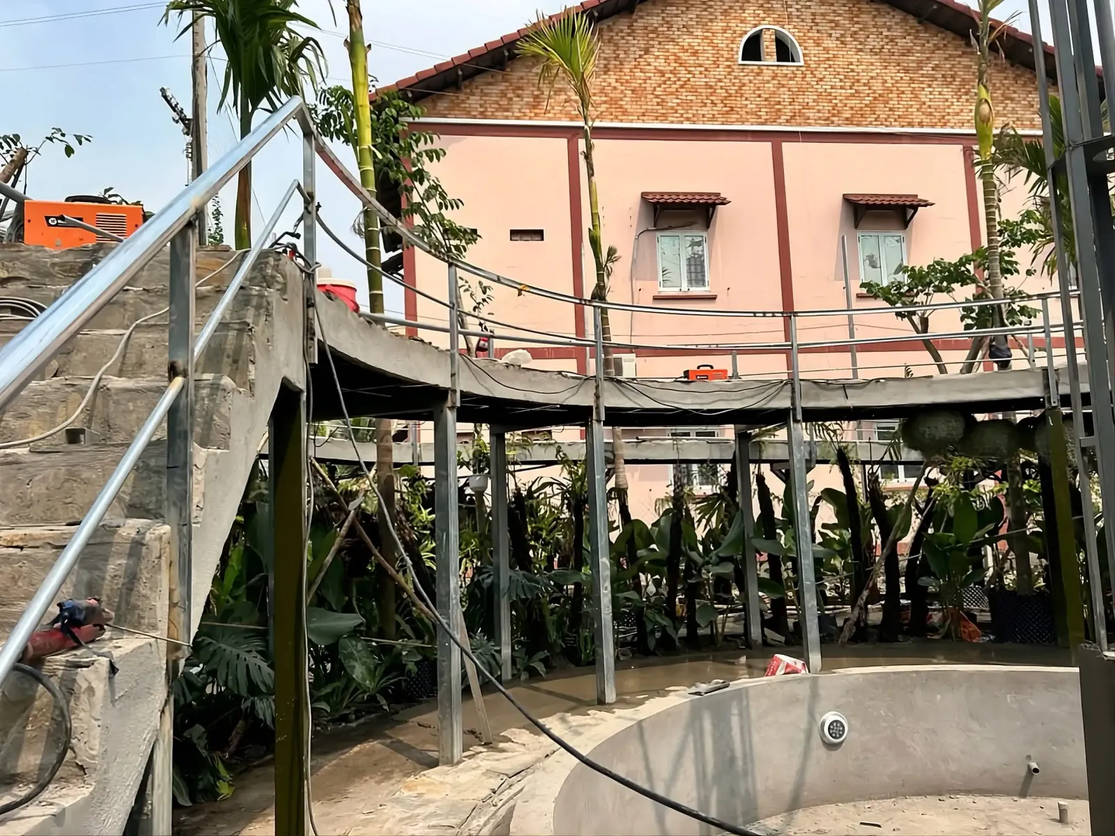 lắp đặt phun sương